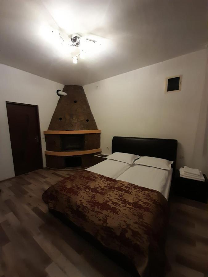 Vila Ge Sebeş Екстериор снимка